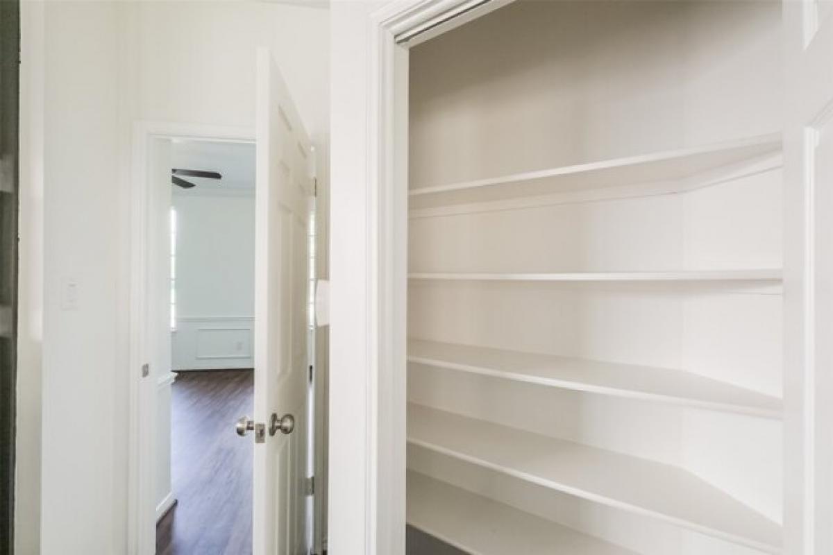 Picture of Home For Sale in Houston, Texas, United States