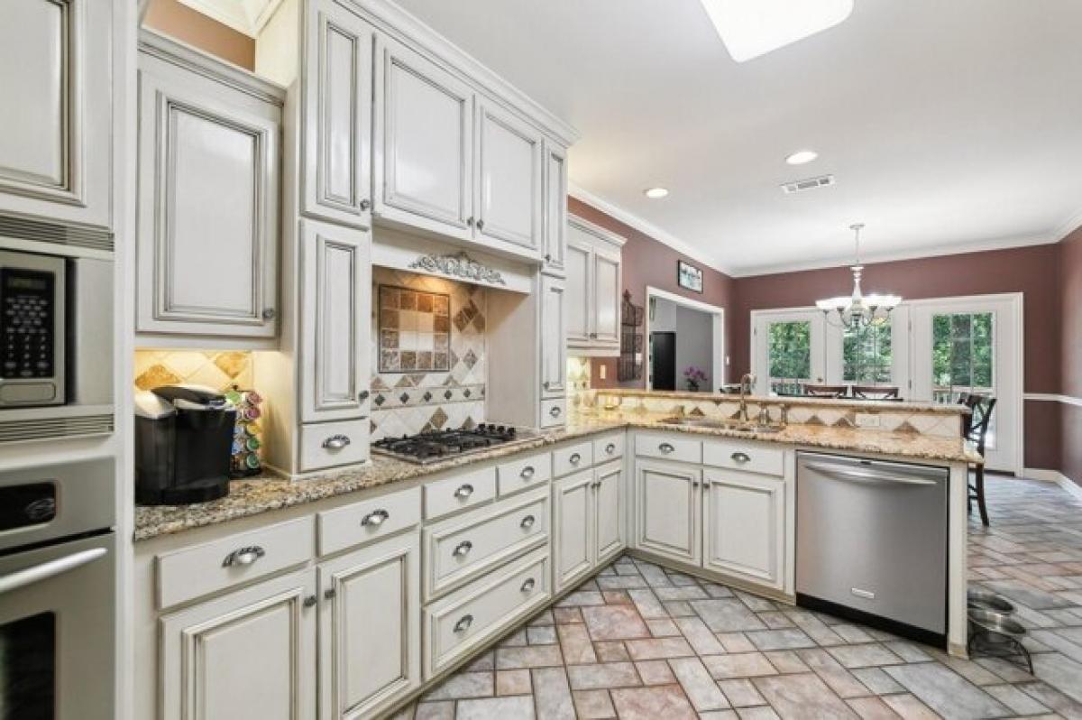 Picture of Home For Sale in Tyler, Texas, United States