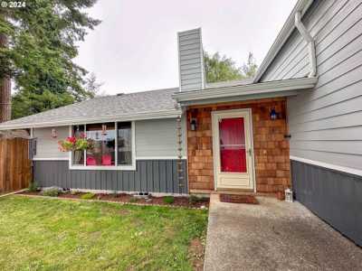 Home For Sale in Coos Bay, Oregon