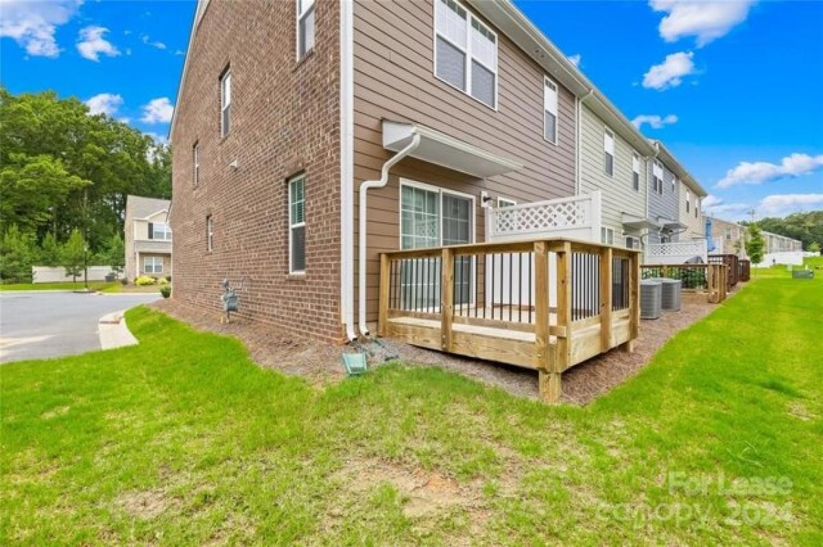 Picture of Home For Rent in Charlotte, North Carolina, United States