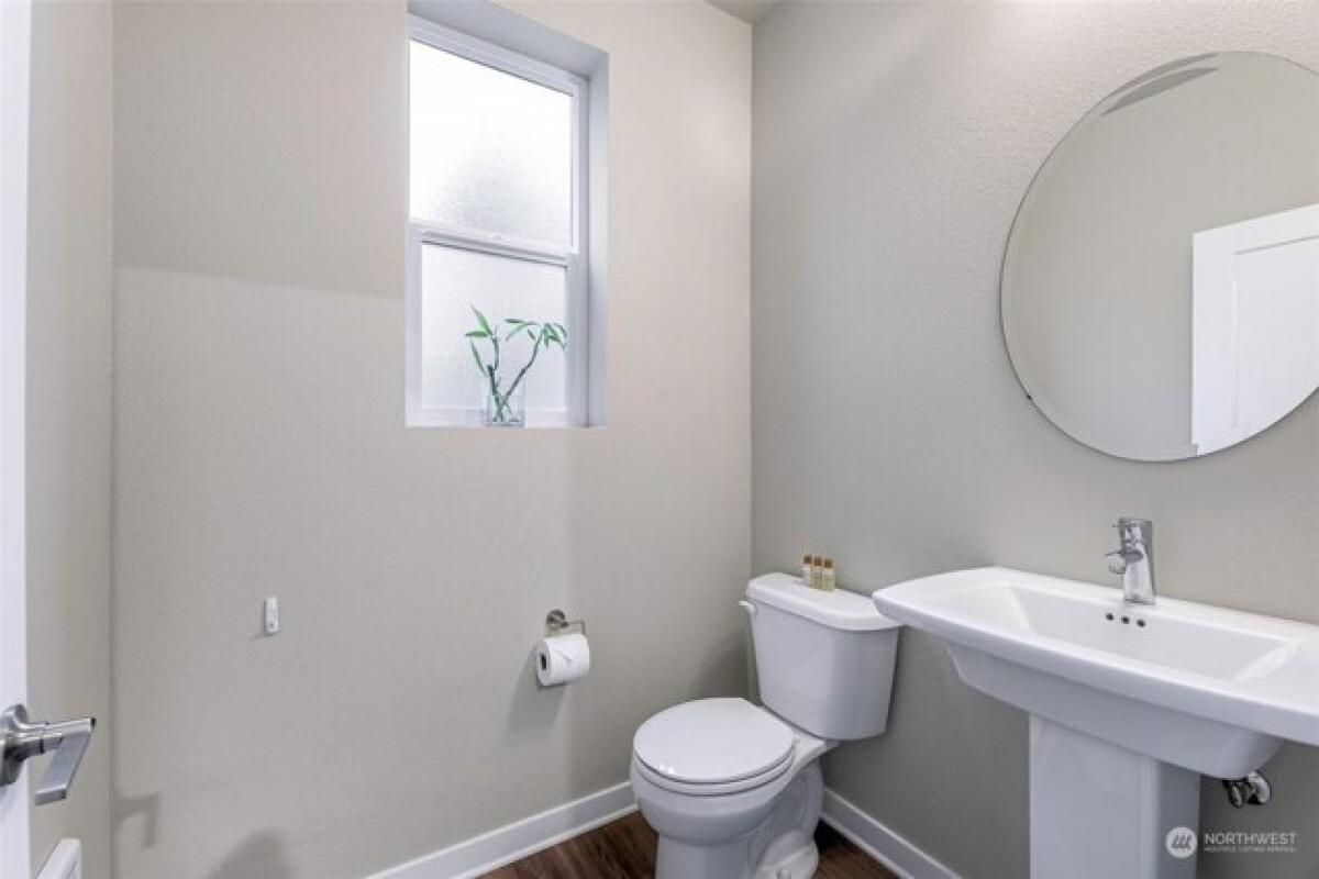 Picture of Home For Sale in Lake Stevens, Washington, United States