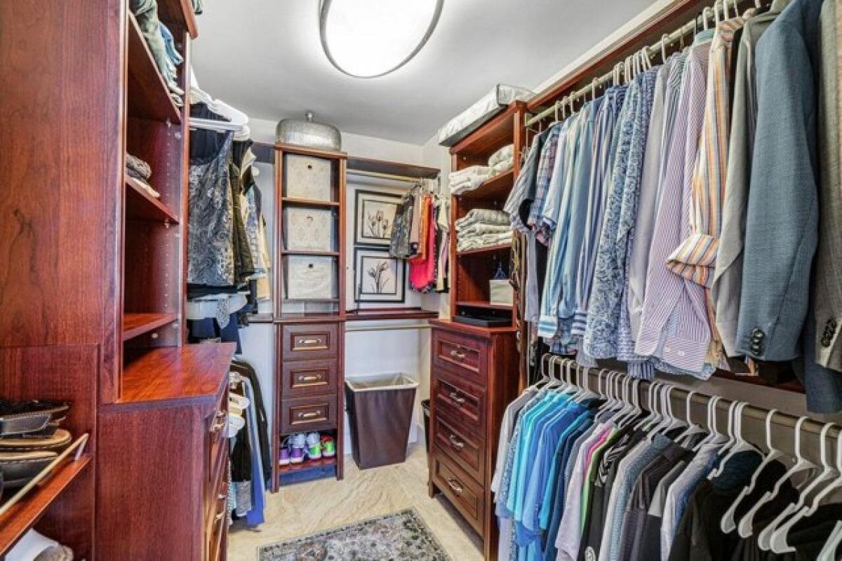 Picture of Home For Sale in Highland Beach, Florida, United States