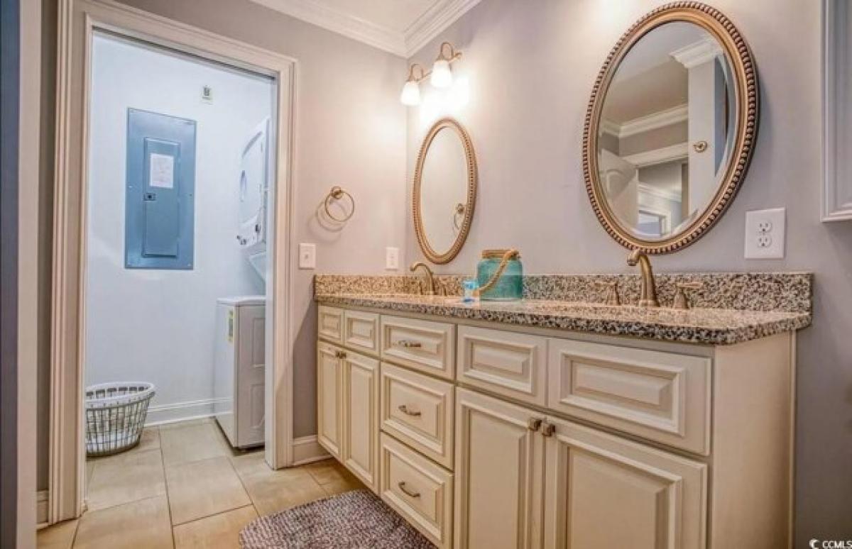 Picture of Home For Sale in North Myrtle Beach, South Carolina, United States