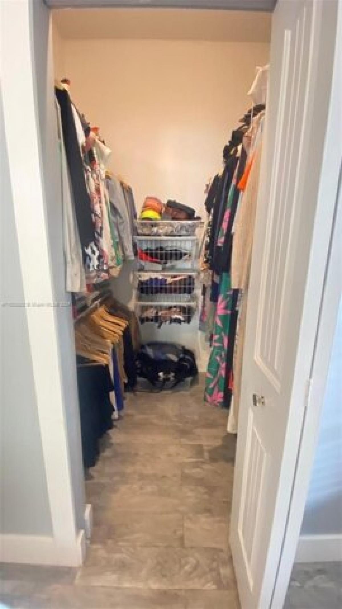 Picture of Home For Sale in Cutler Bay, Florida, United States