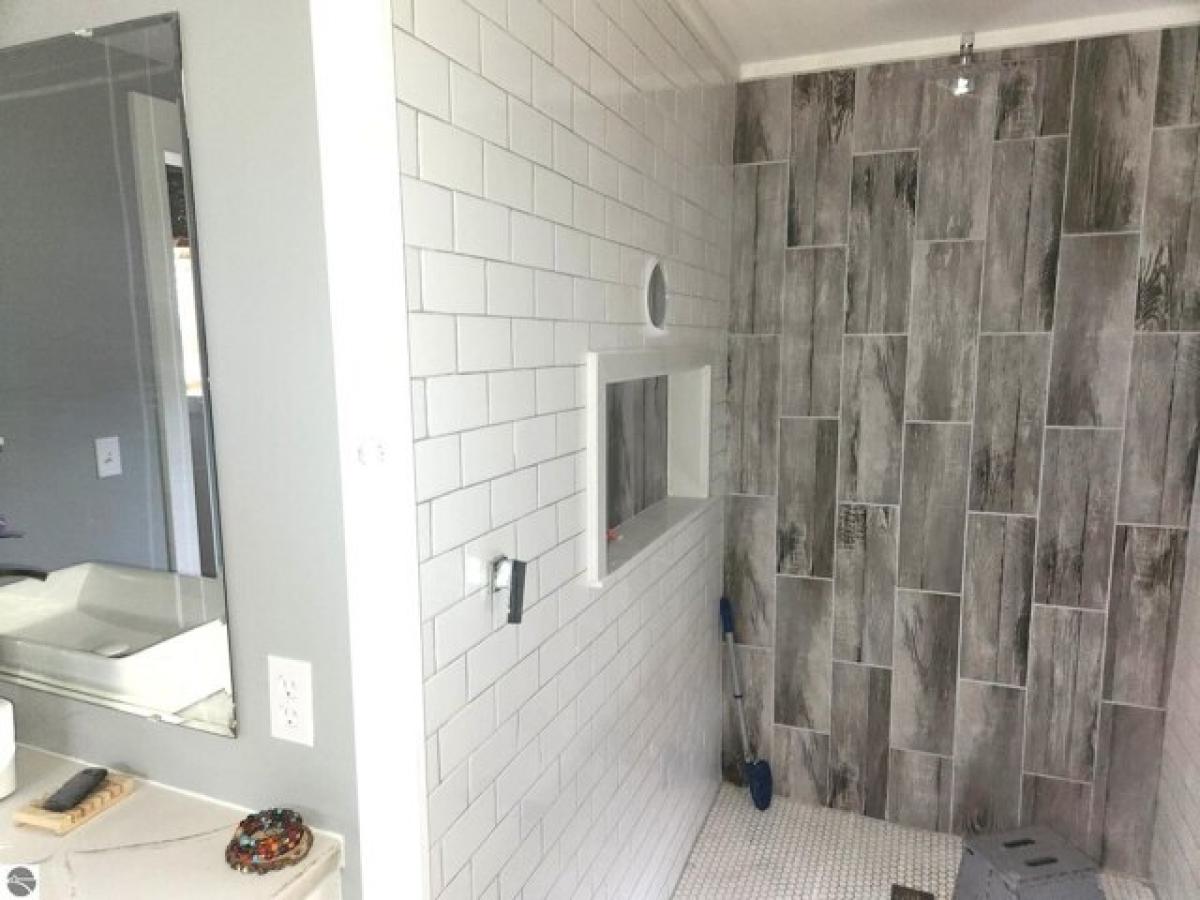 Picture of Home For Sale in East Tawas, Michigan, United States