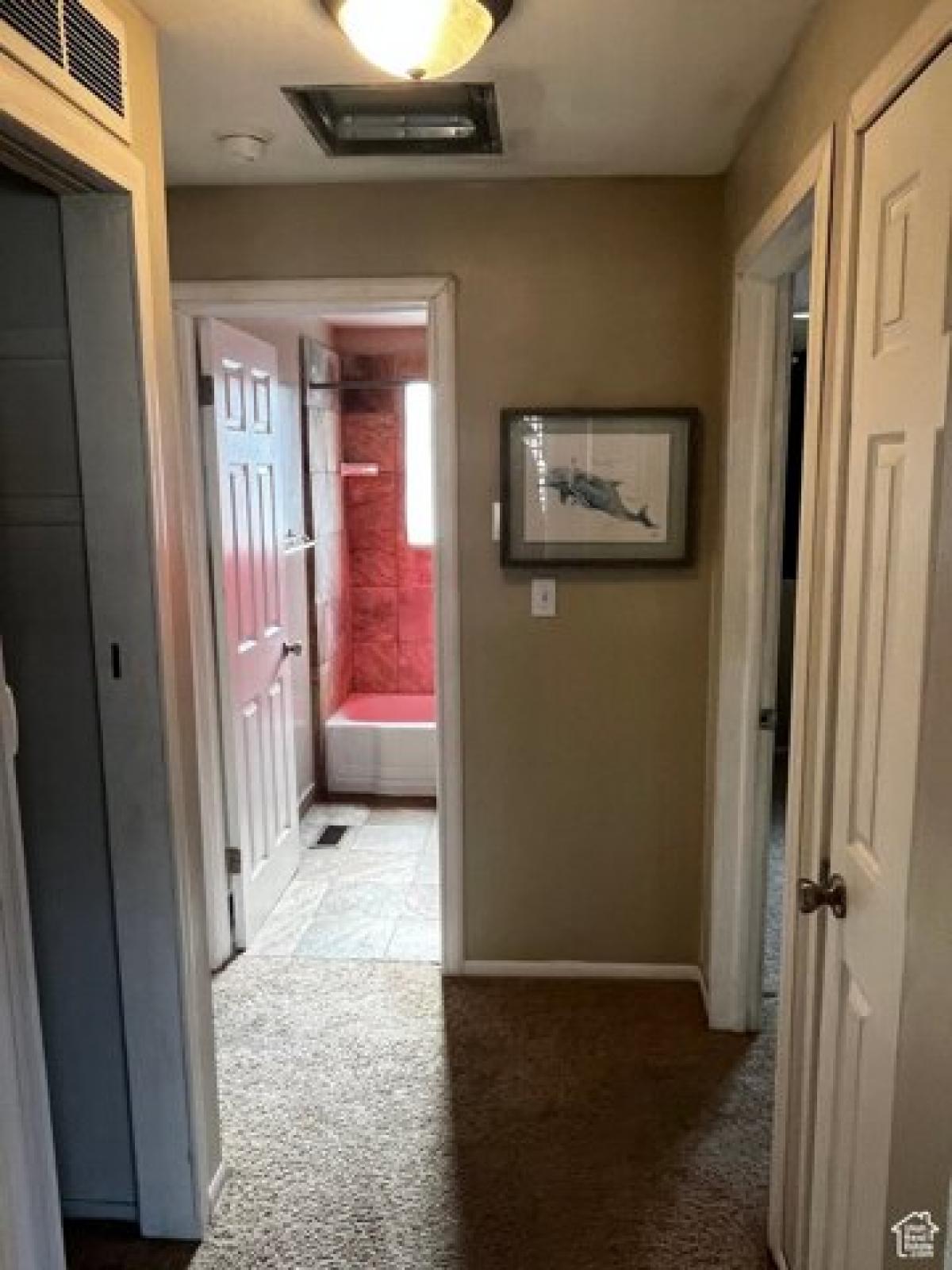 Picture of Home For Sale in Salt Lake City, Utah, United States