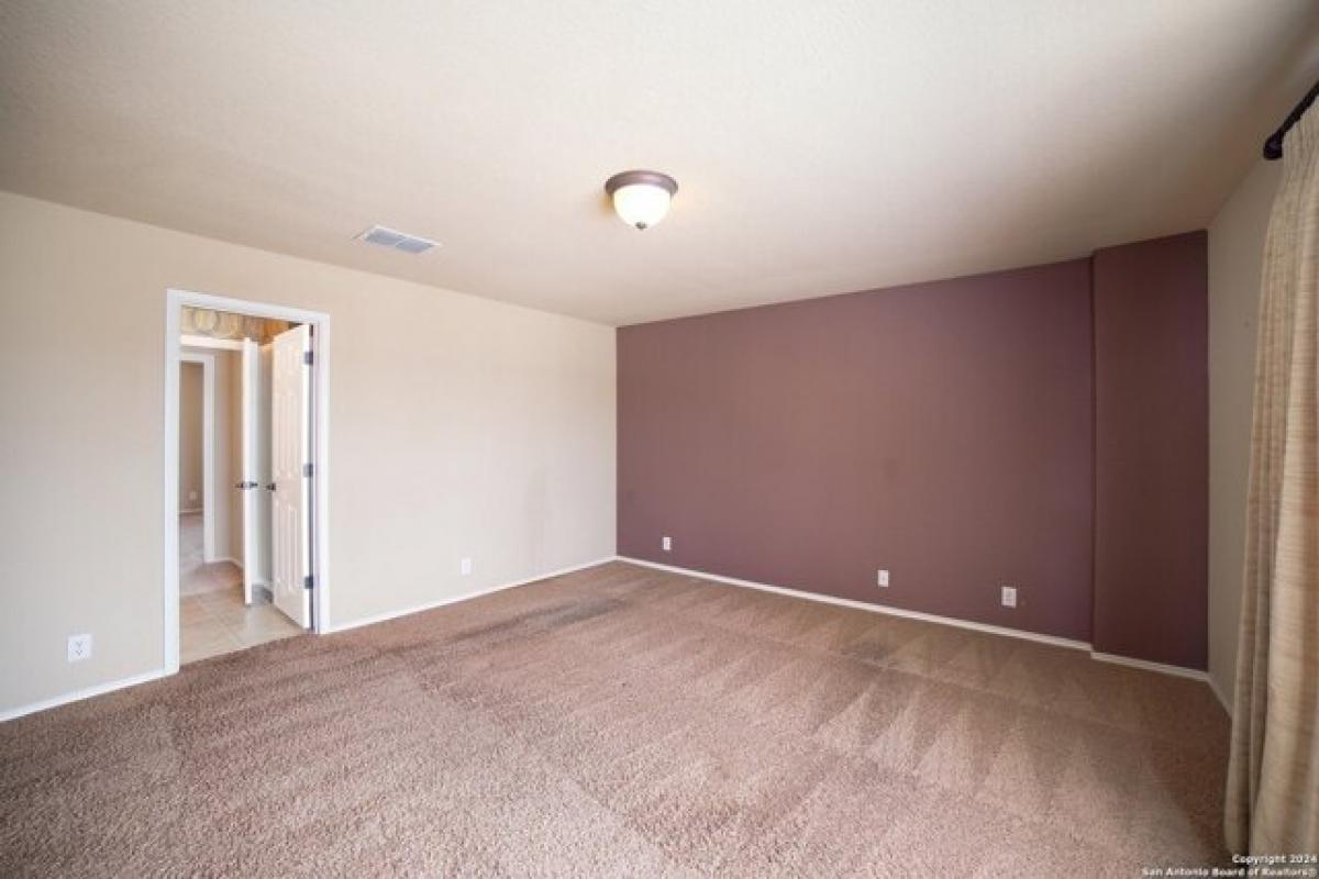 Picture of Home For Sale in Converse, Texas, United States