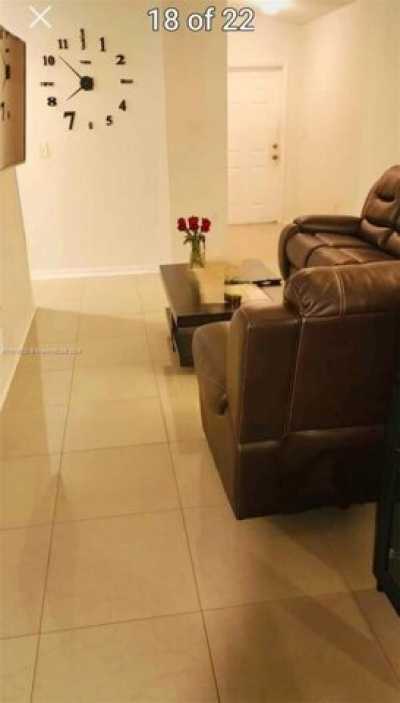 Home For Rent in Miami, Florida