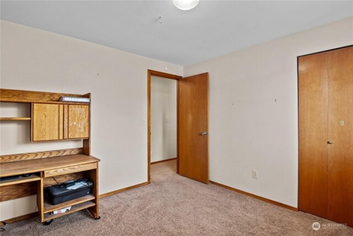 Picture of Home For Sale in Longview, Washington, United States