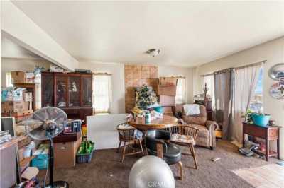 Home For Sale in Palmdale, California