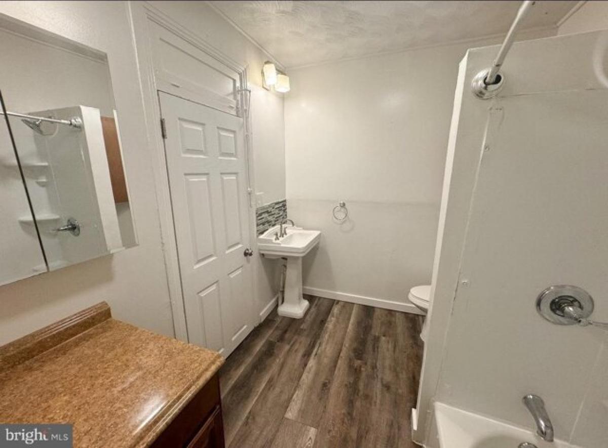 Picture of Home For Sale in Harrisburg, Pennsylvania, United States