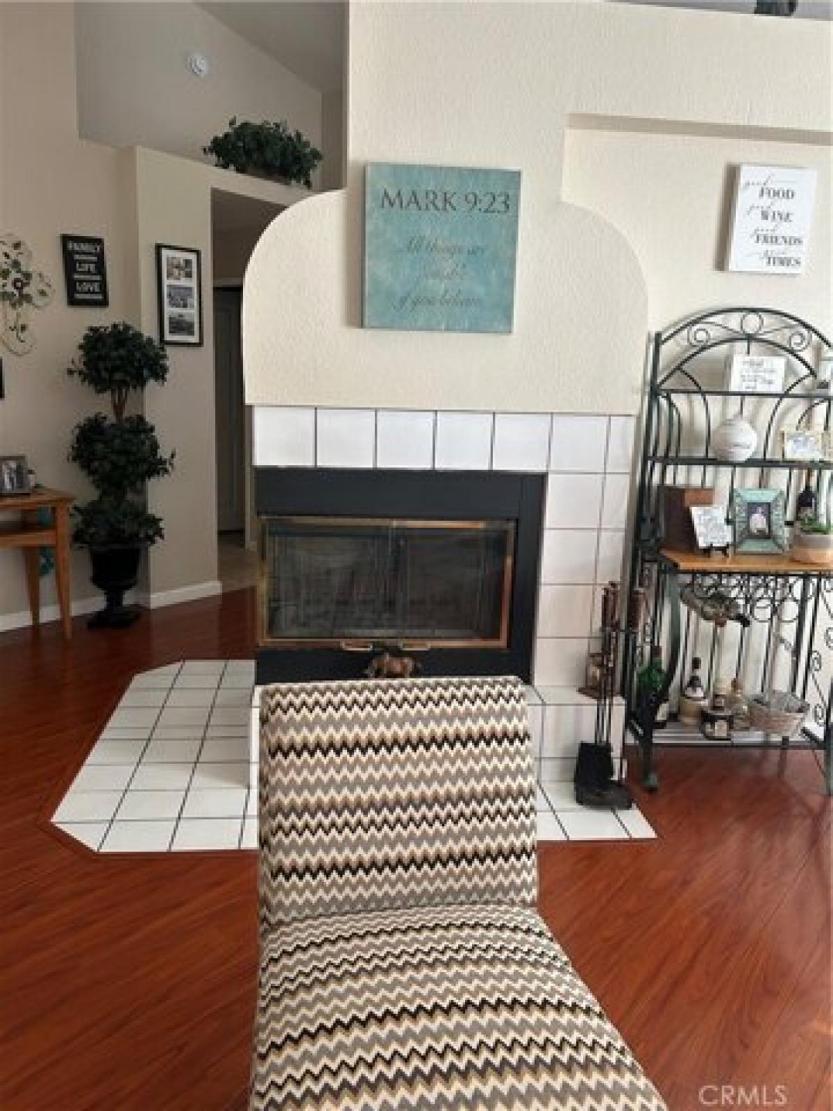 Picture of Home For Sale in Victorville, California, United States