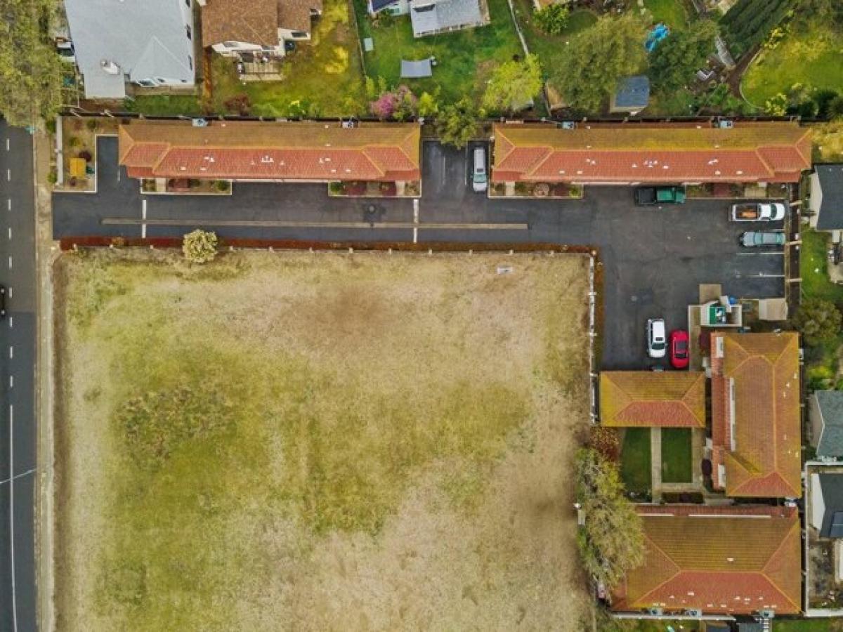 Picture of Home For Sale in Modesto, California, United States