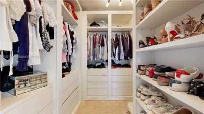 Home For Sale in Doral, Florida