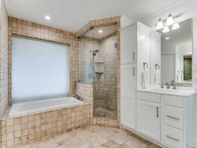 Home For Rent in Dallas, Texas