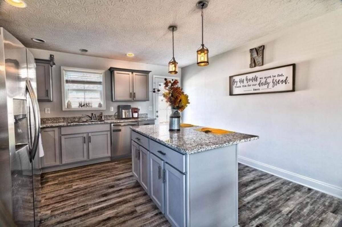 Picture of Home For Sale in Bowling Green, Kentucky, United States