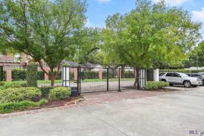 Home For Sale in Baton Rouge, Louisiana