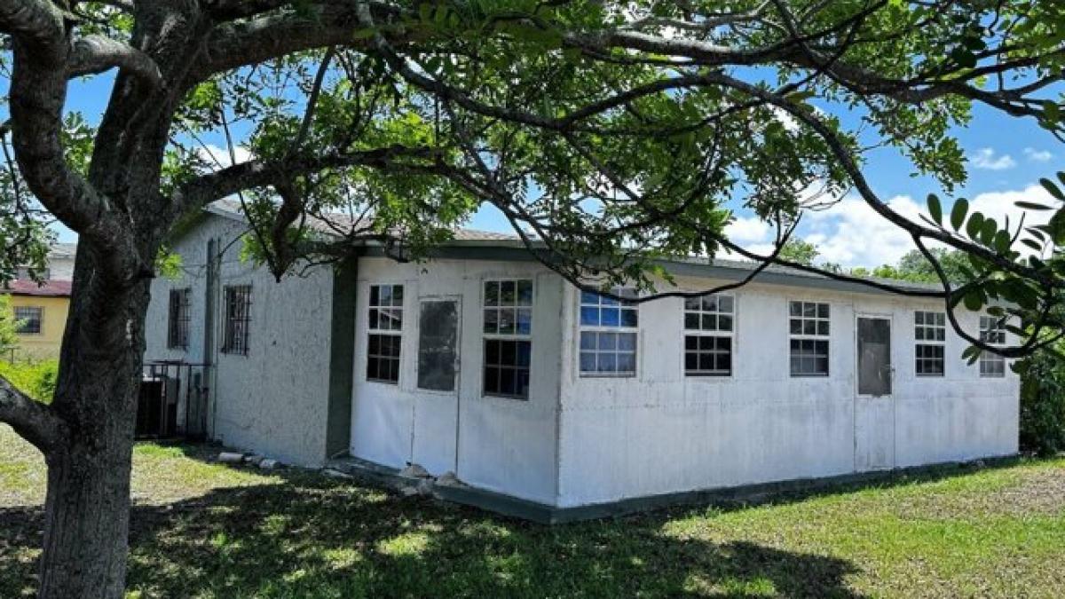 Picture of Home For Sale in Miami Gardens, Florida, United States