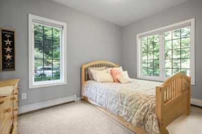 Home For Sale in Sunapee, New Hampshire