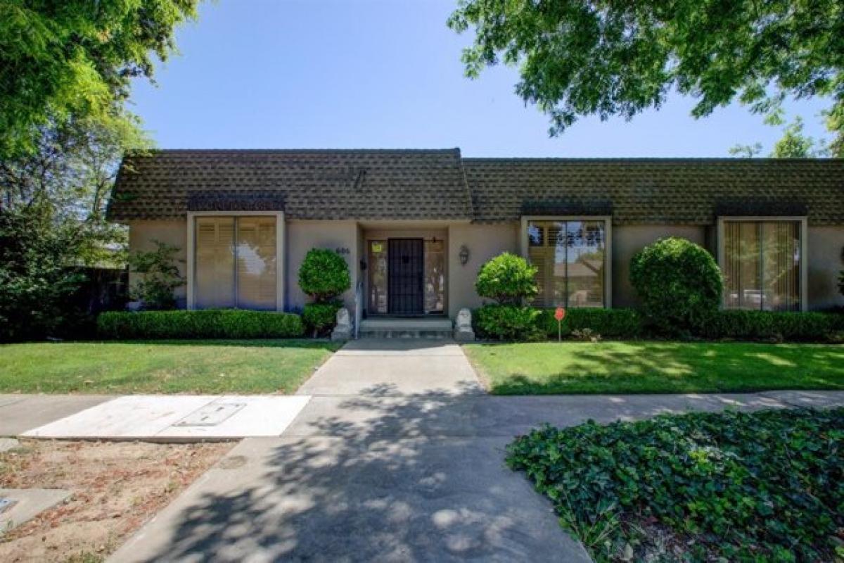 Picture of Home For Sale in Modesto, California, United States