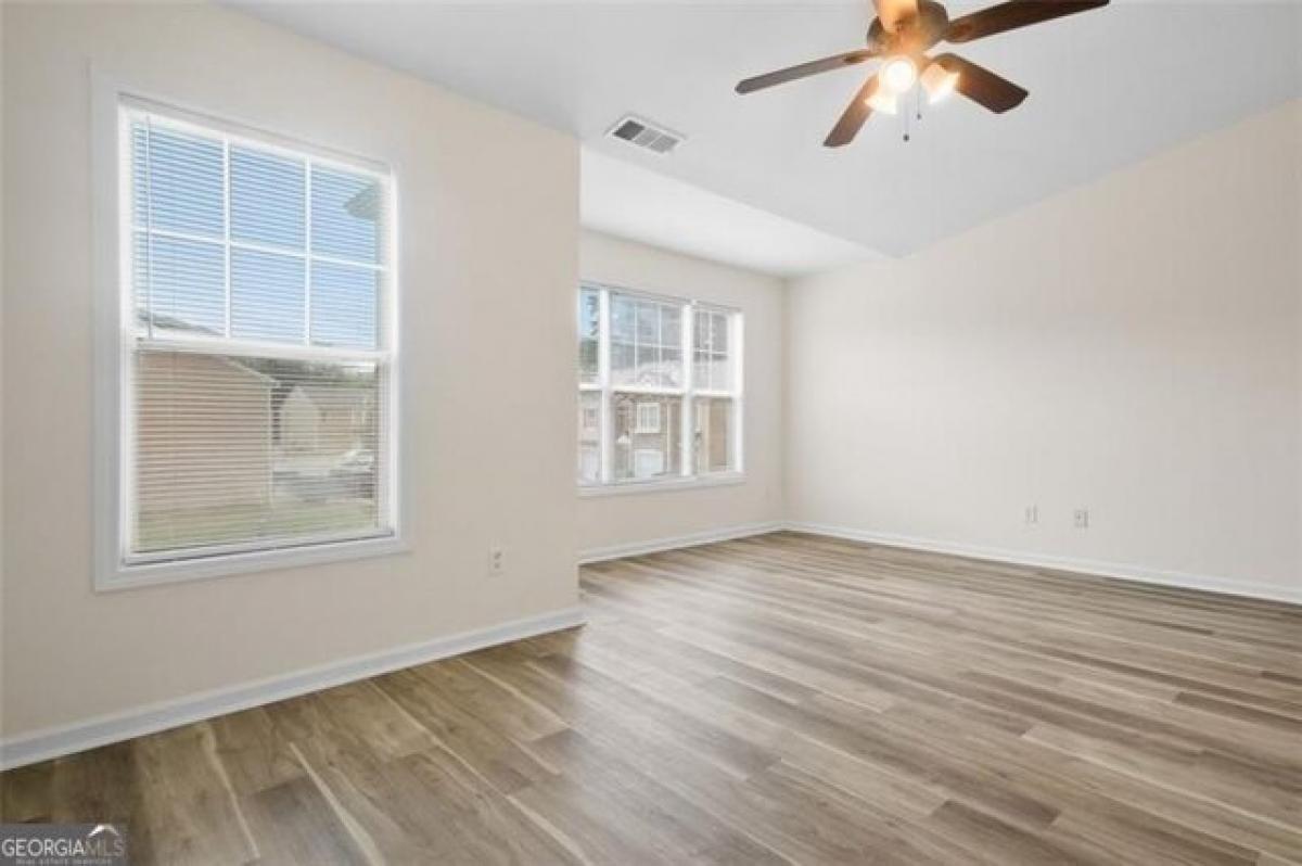 Picture of Home For Sale in Kennesaw, Georgia, United States