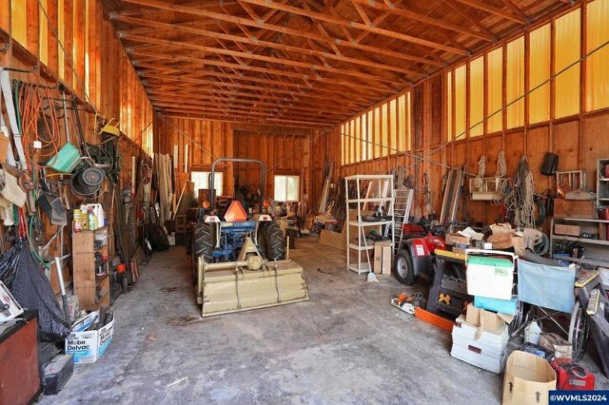 Picture of Home For Sale in Salem, Oregon, United States