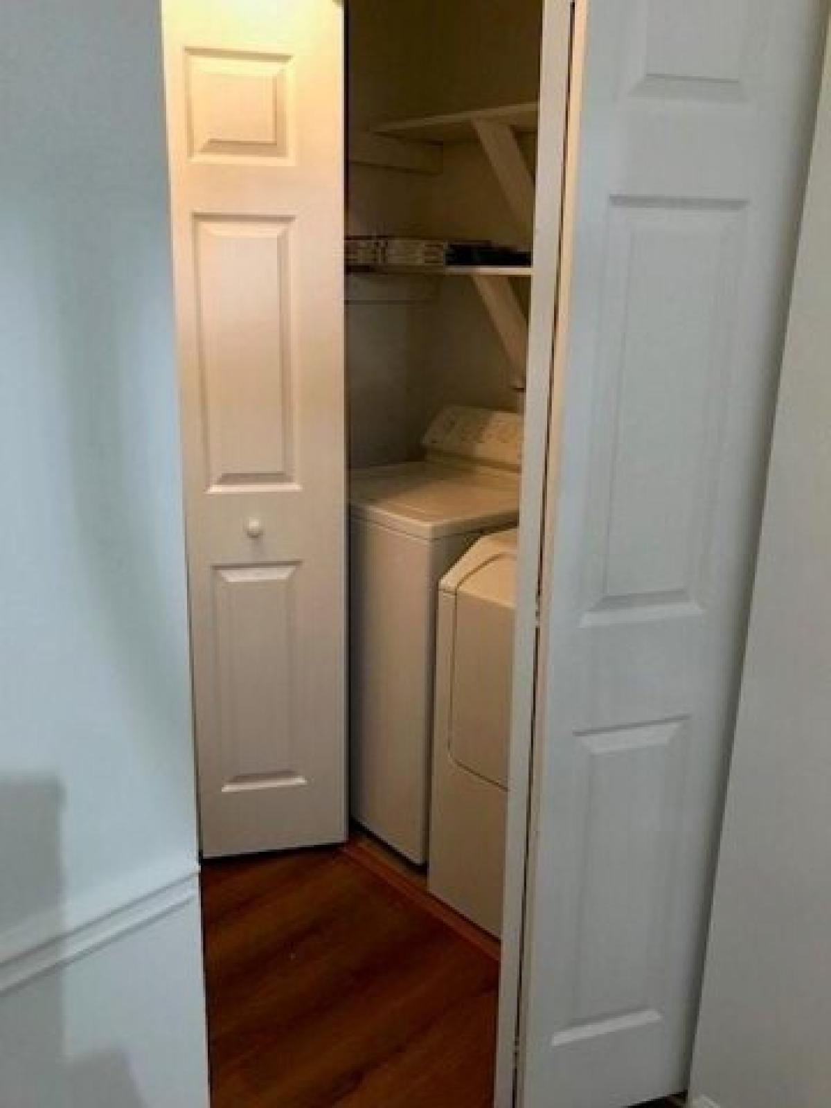 Picture of Home For Sale in Stone Mountain, Georgia, United States