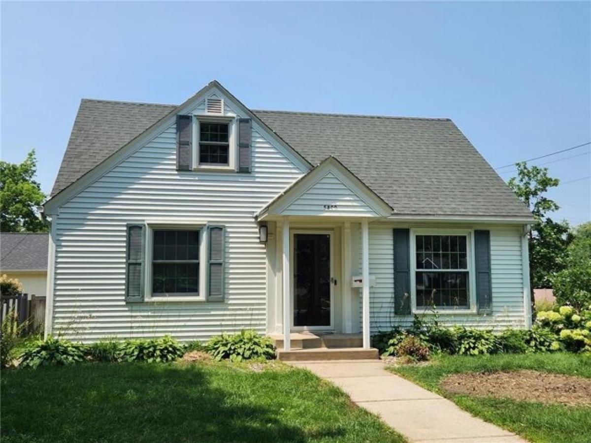 Picture of Home For Sale in Minneapolis, Minnesota, United States