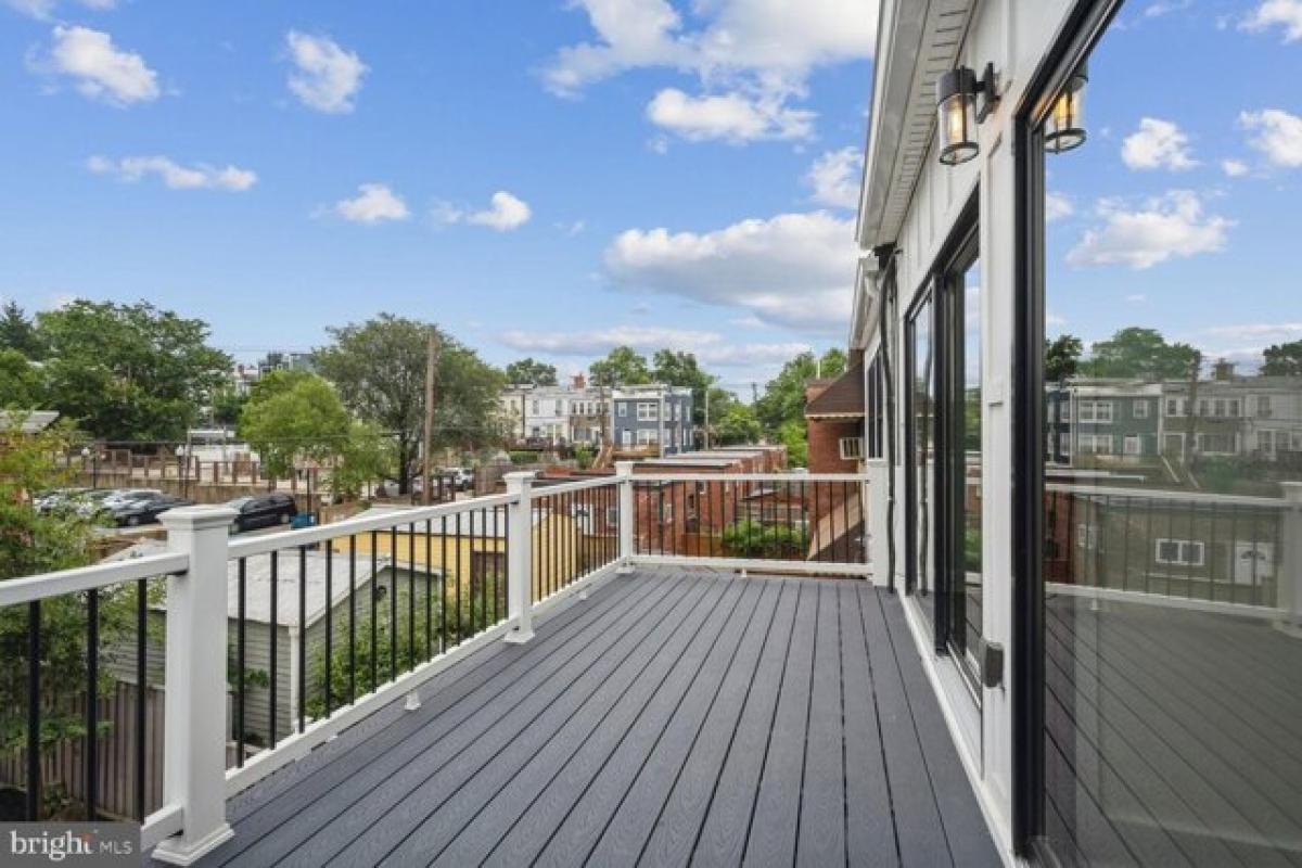 Picture of Home For Sale in Washington, District of Columbia, United States