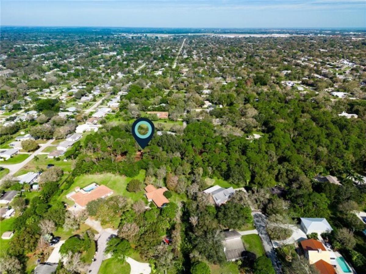 Picture of Residential Land For Sale in Vero Beach, Florida, United States