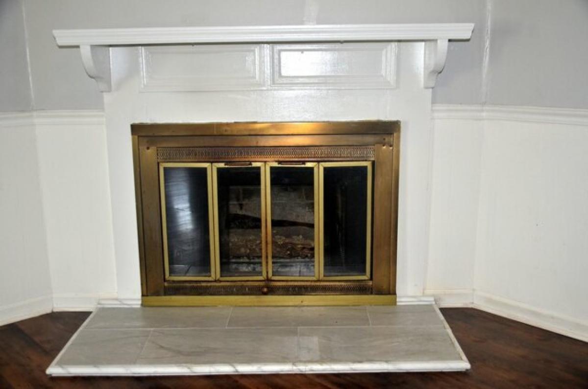 Picture of Home For Sale in Lewisburg, Tennessee, United States