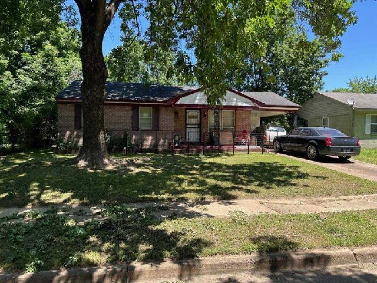 Picture of Home For Sale in Memphis, Tennessee, United States