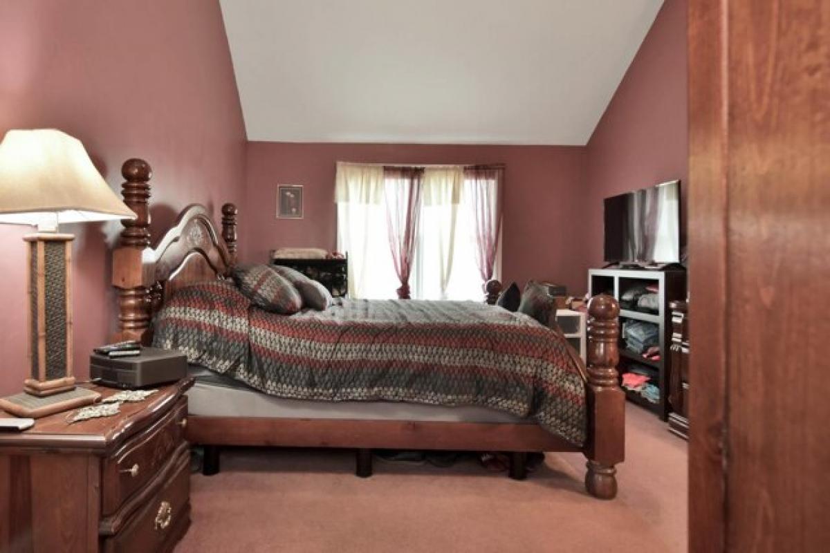 Picture of Home For Sale in Seabrook, New Hampshire, United States