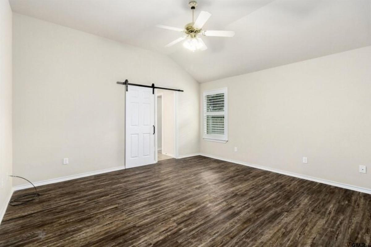 Picture of Home For Sale in Tyler, Texas, United States