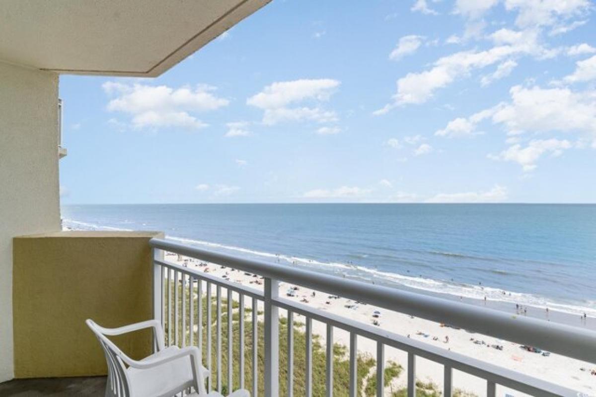 Picture of Home For Sale in North Myrtle Beach, South Carolina, United States
