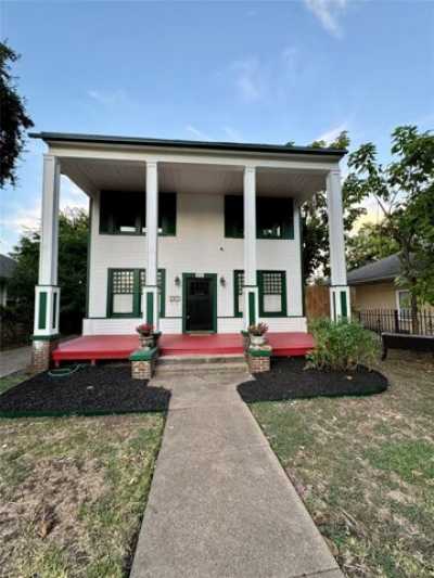 Home For Rent in Dallas, Texas
