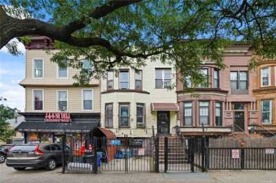 Home For Sale in Brooklyn, New York