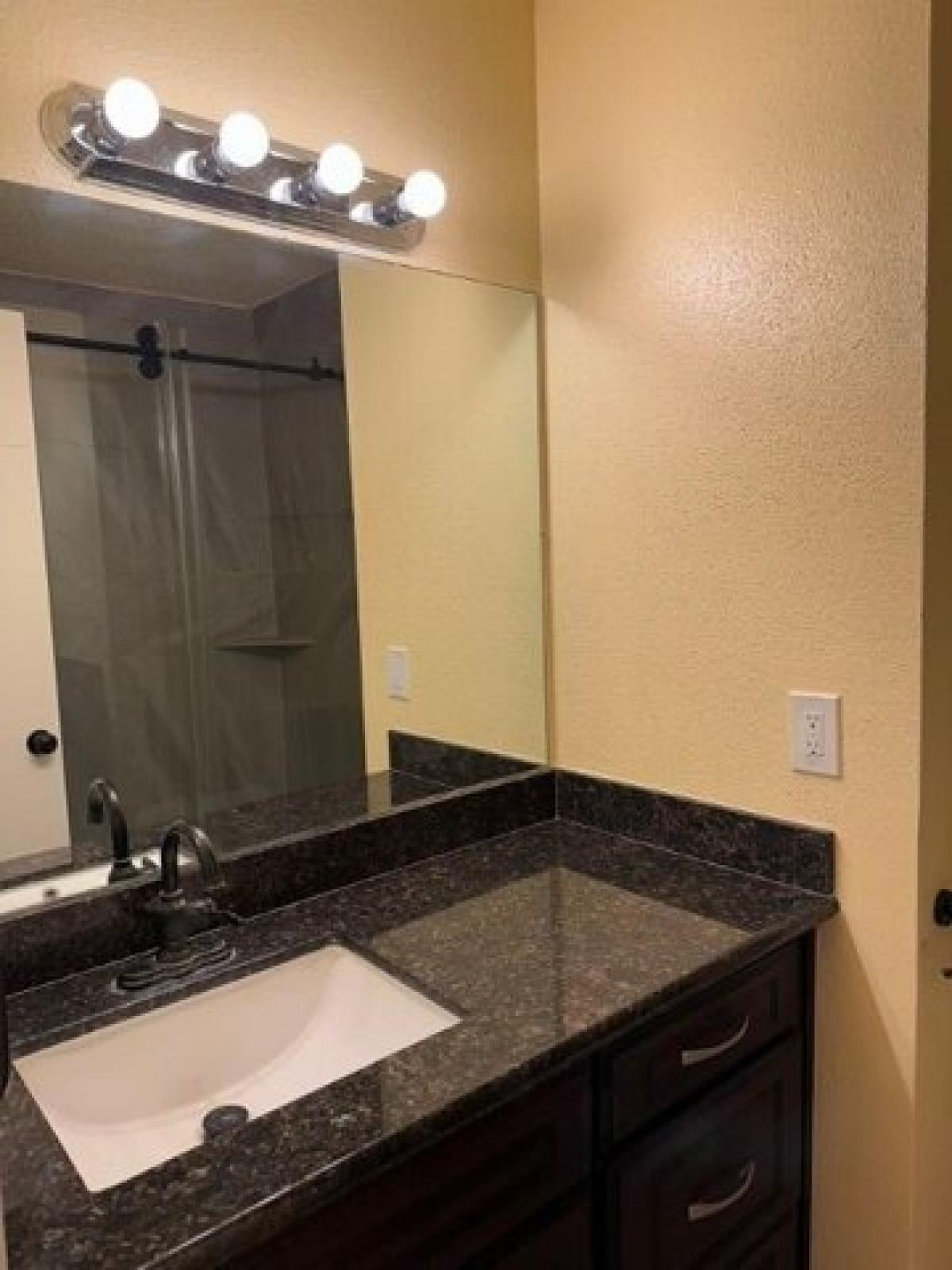 Picture of Home For Sale in Missouri City, Texas, United States