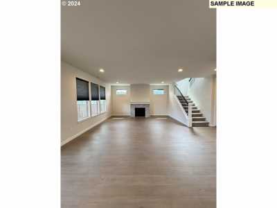 Home For Sale in Sherwood, Oregon