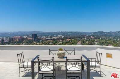 Home For Sale in Los Angeles, California