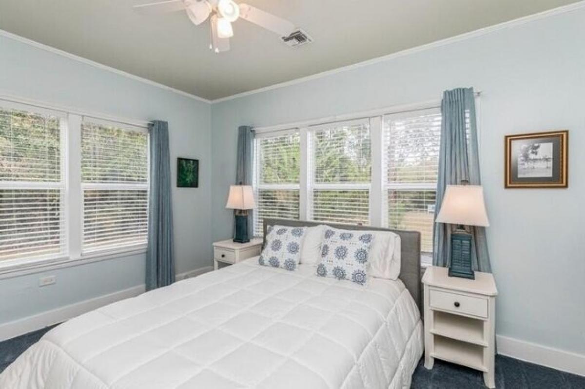 Picture of Home For Sale in Defuniak Springs, Florida, United States