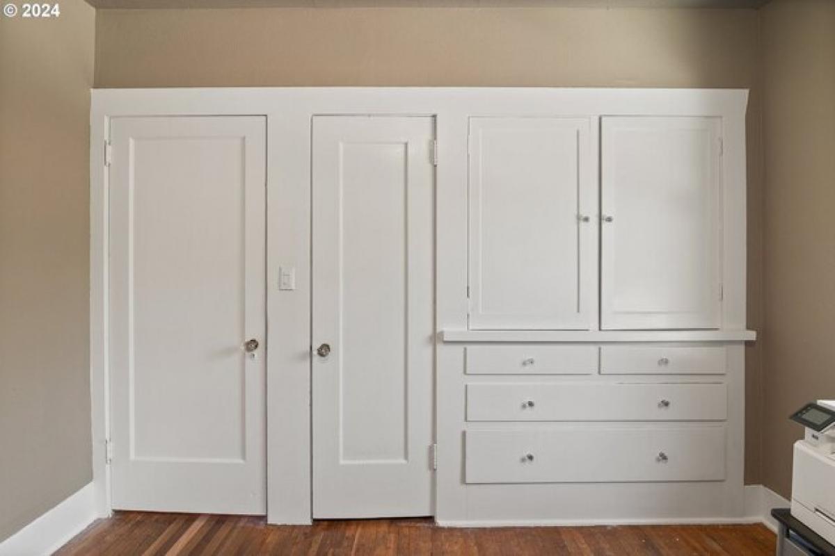 Picture of Home For Sale in Portland, Oregon, United States