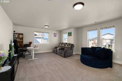 Home For Sale in Hillsboro, Oregon