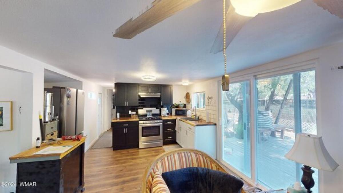 Picture of Home For Sale in Lakeside, Arizona, United States