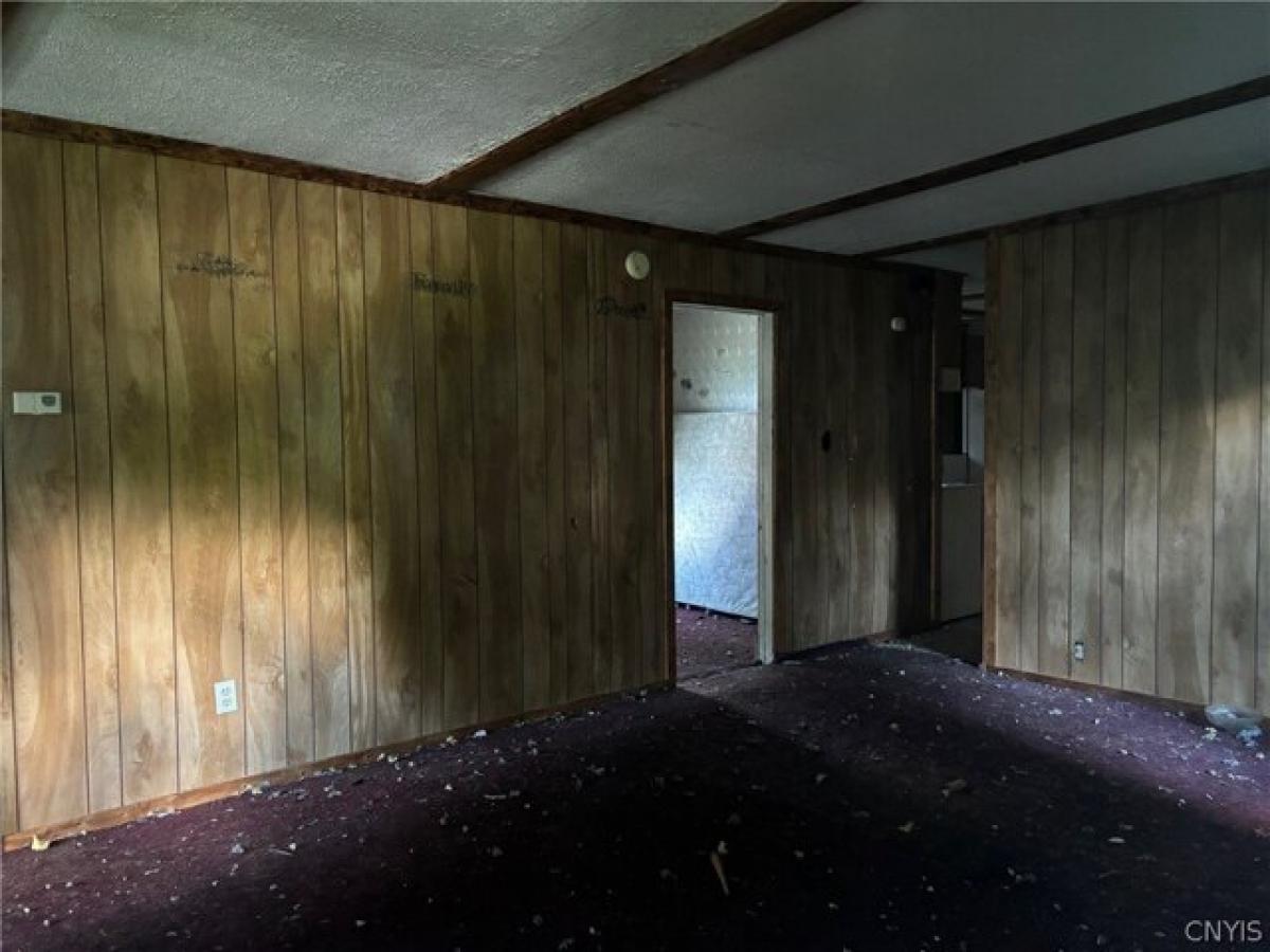 Picture of Home For Sale in Watertown, New York, United States