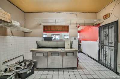 Home For Sale in Niagara Falls, New York