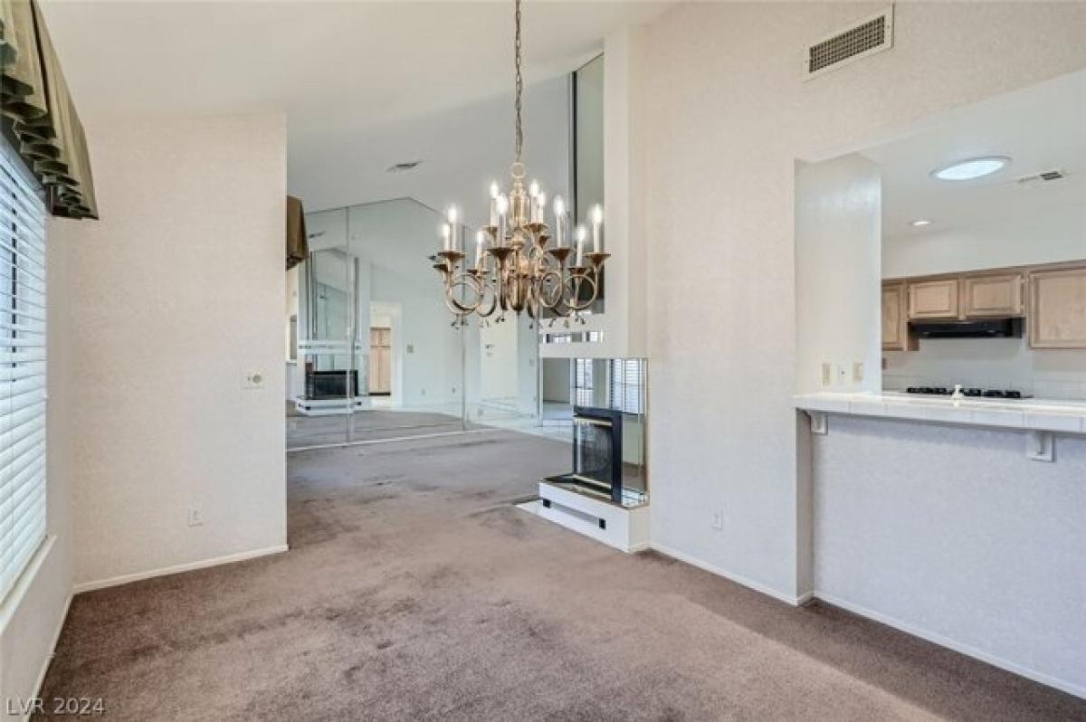 Picture of Home For Sale in Henderson, Nevada, United States