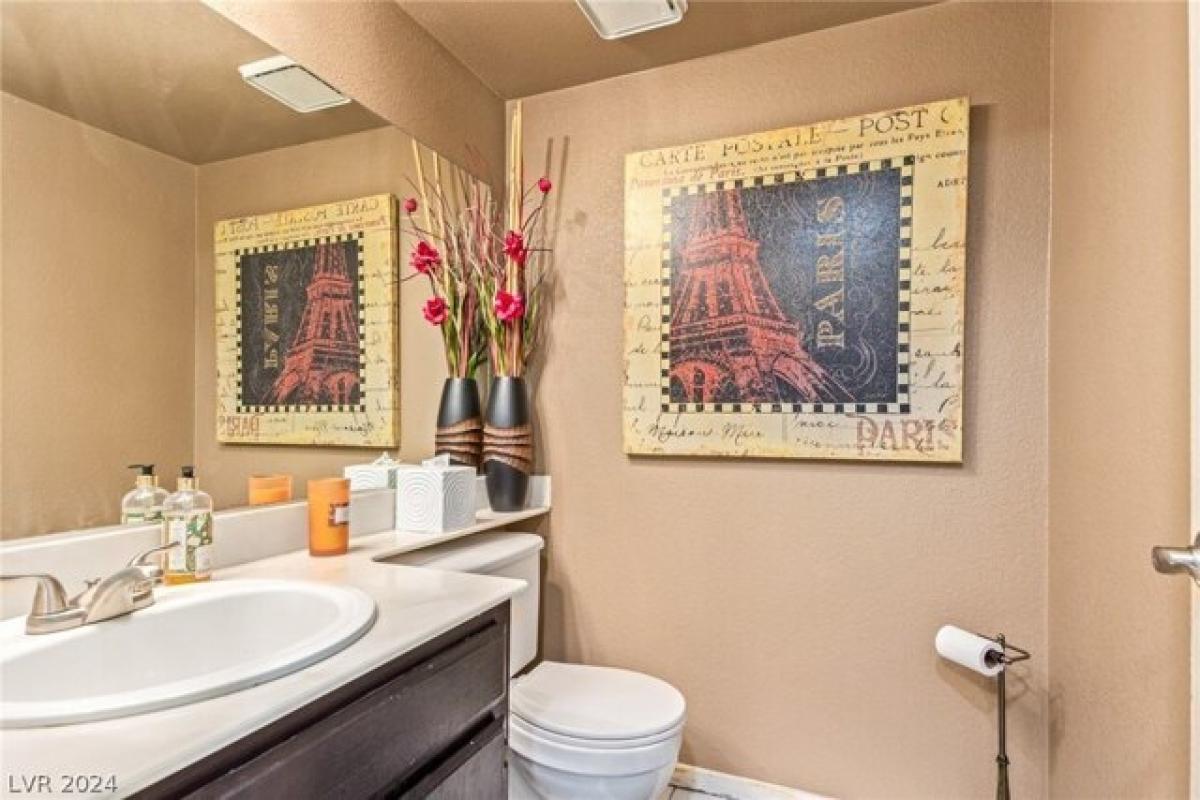 Picture of Home For Sale in Henderson, Nevada, United States