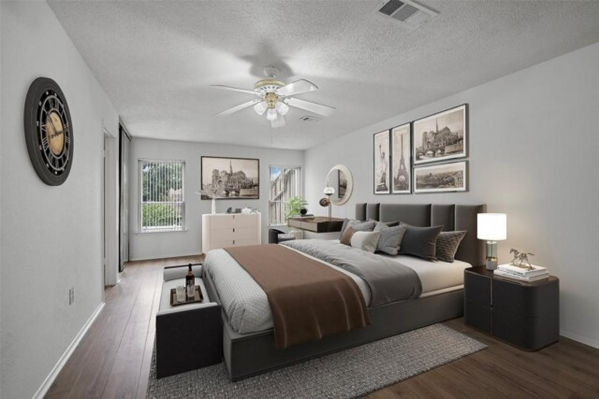 Picture of Home For Sale in Houston, Texas, United States