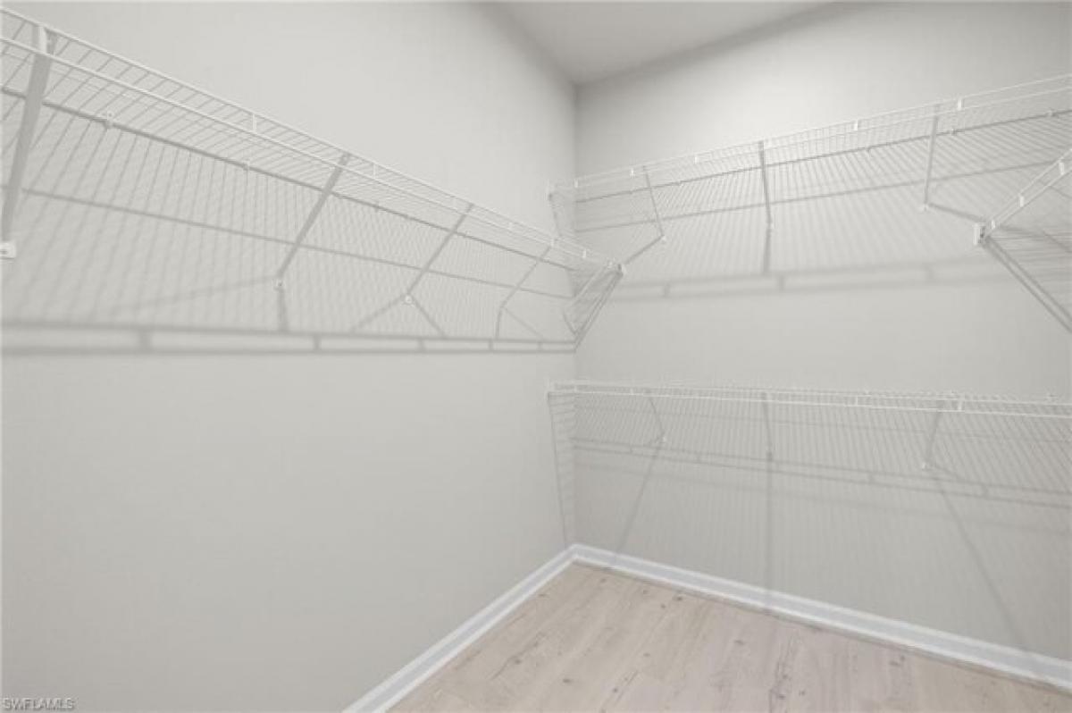 Picture of Home For Sale in Fort Myers, Florida, United States